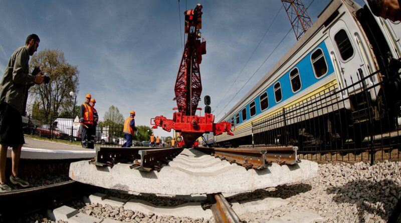 Укрзалізниця розпочала будівництво європейської колії «Чоп-Ужгород»