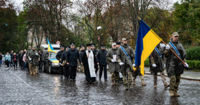 В Ужгороді попрощалися із захисником Миколою Суязовим